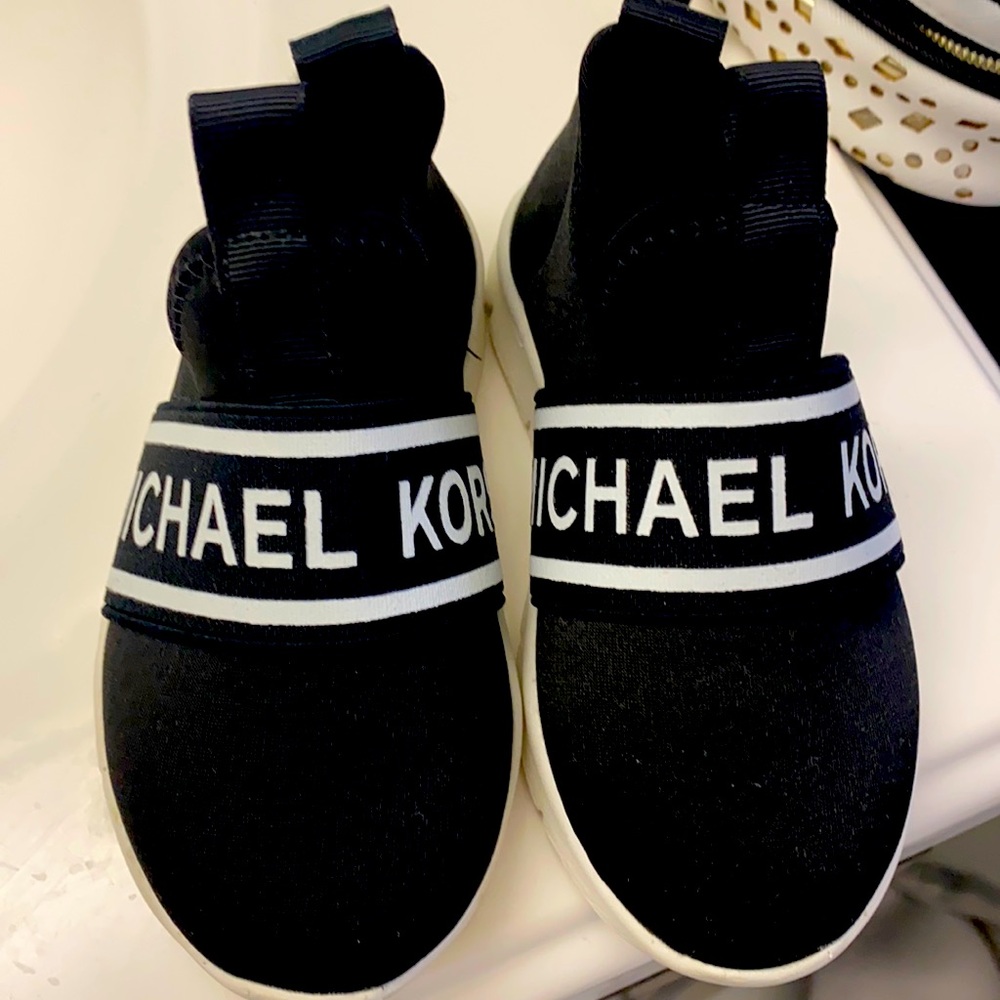COPY - Michael Kors toddler size 6